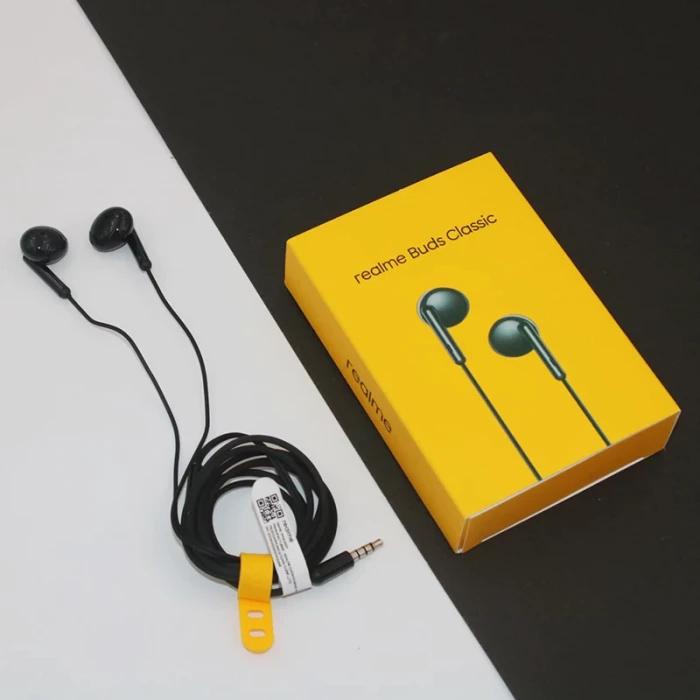 Realme discount in ear